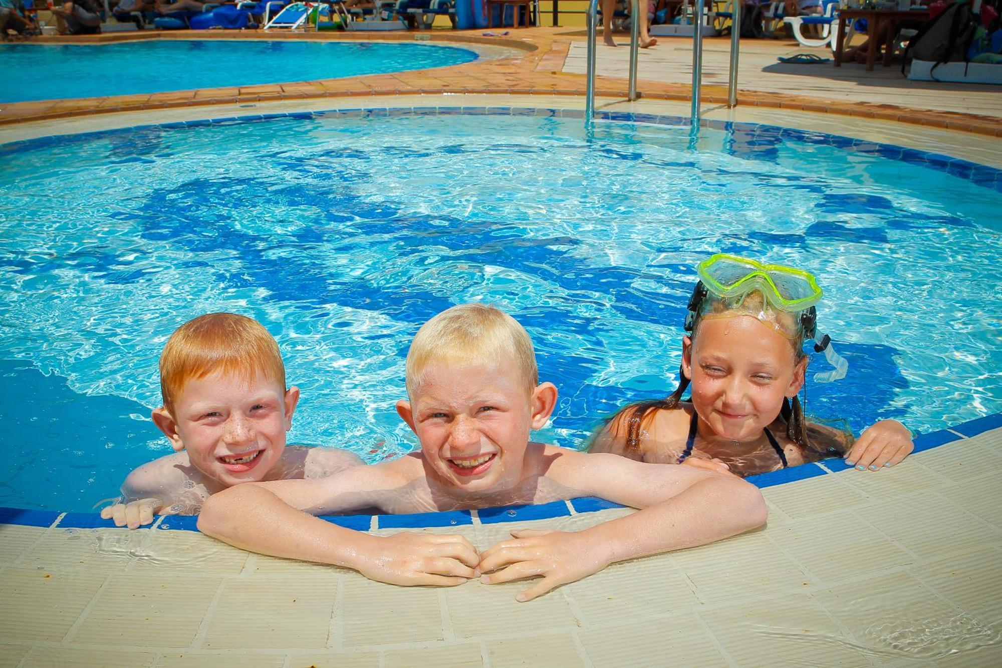 Sea View Resorts & Spa Karfas Extérieur photo